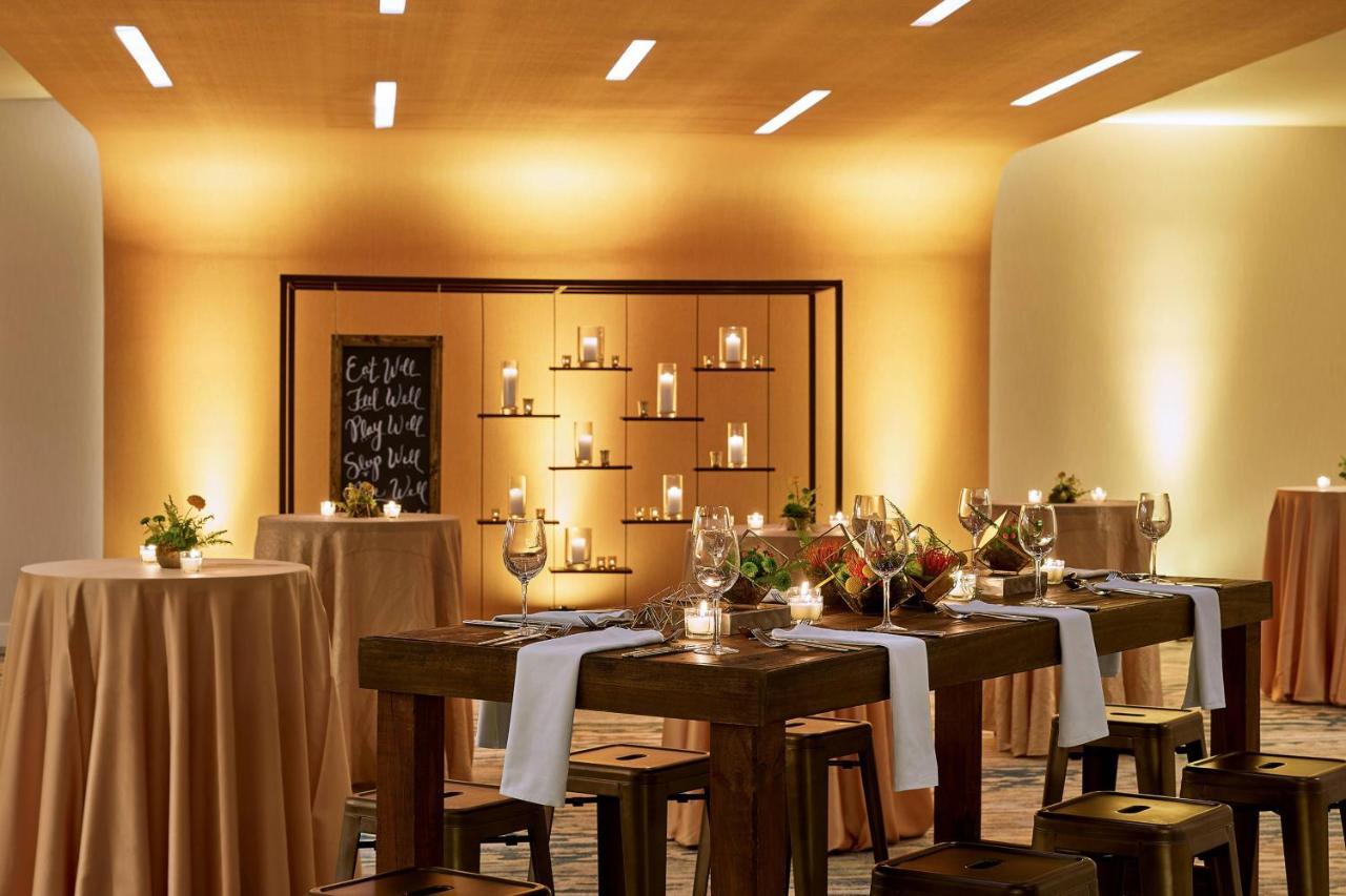 The Westin International Airport 4*