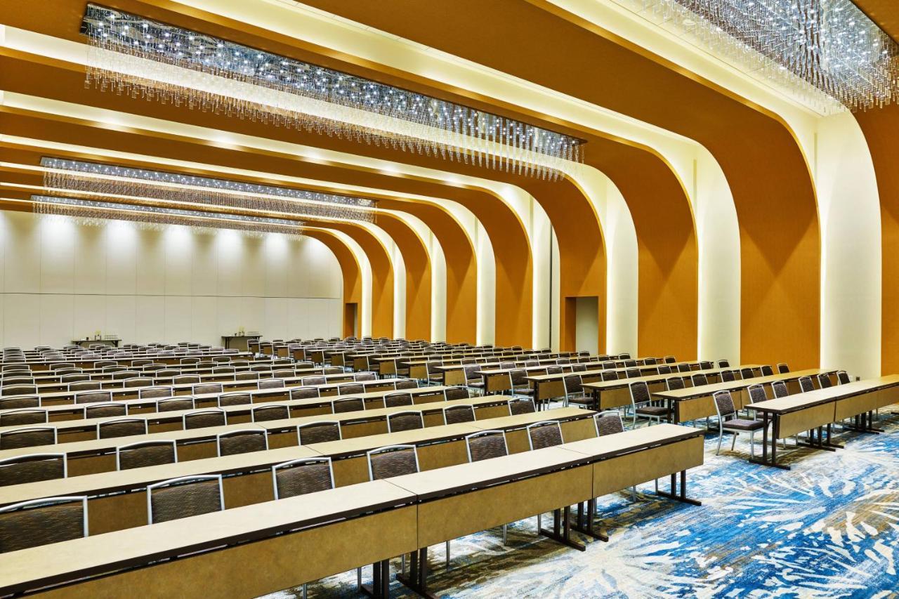 The Westin International Airport Hotel Denver