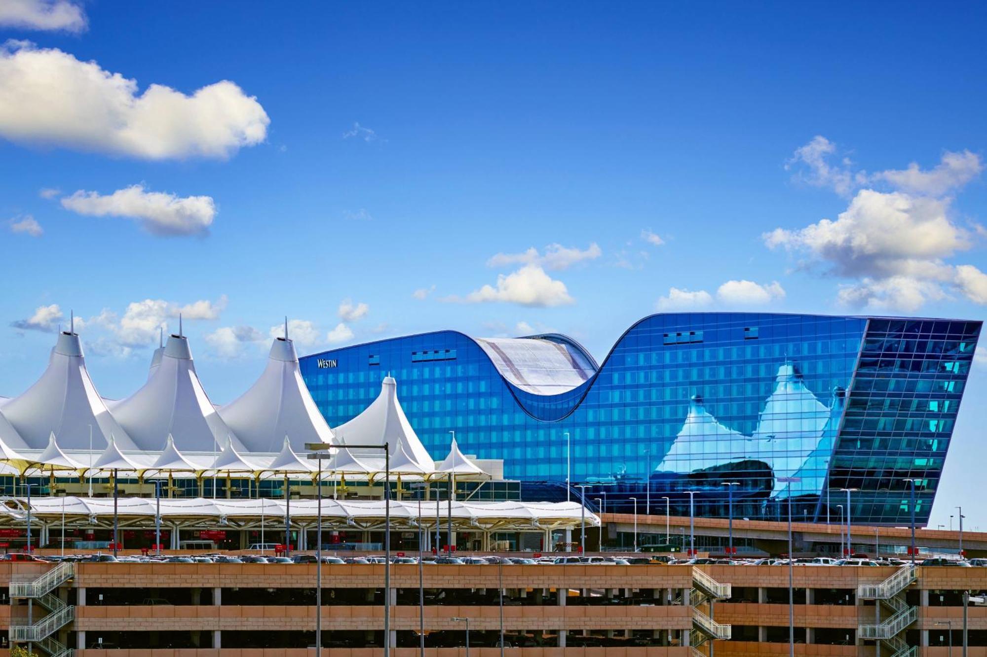 Hotel The Westin International Airport 4*